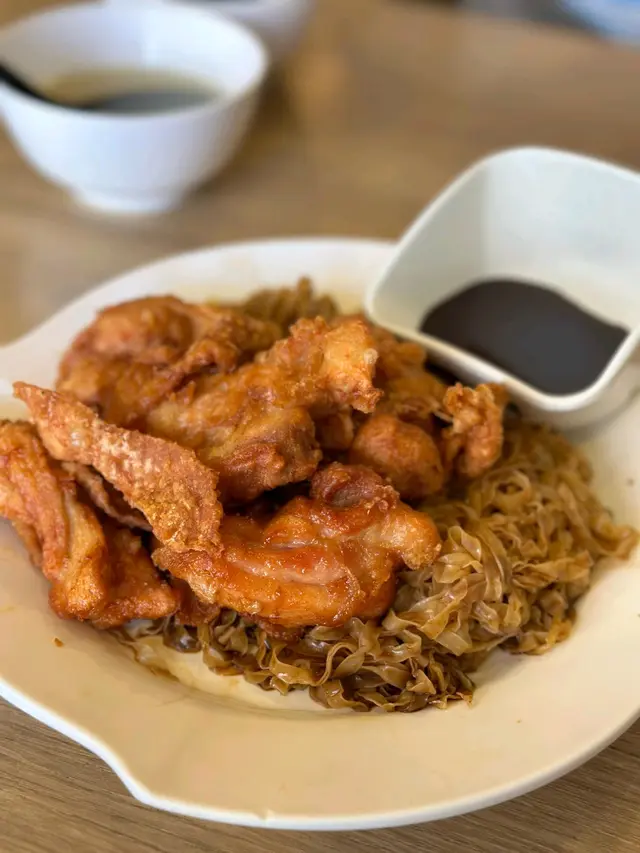 南乳雞球撈麵