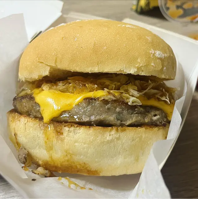 冇比煙肉同生菜