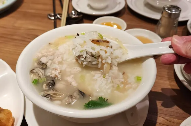 家鄉蠔仔肉碎粥