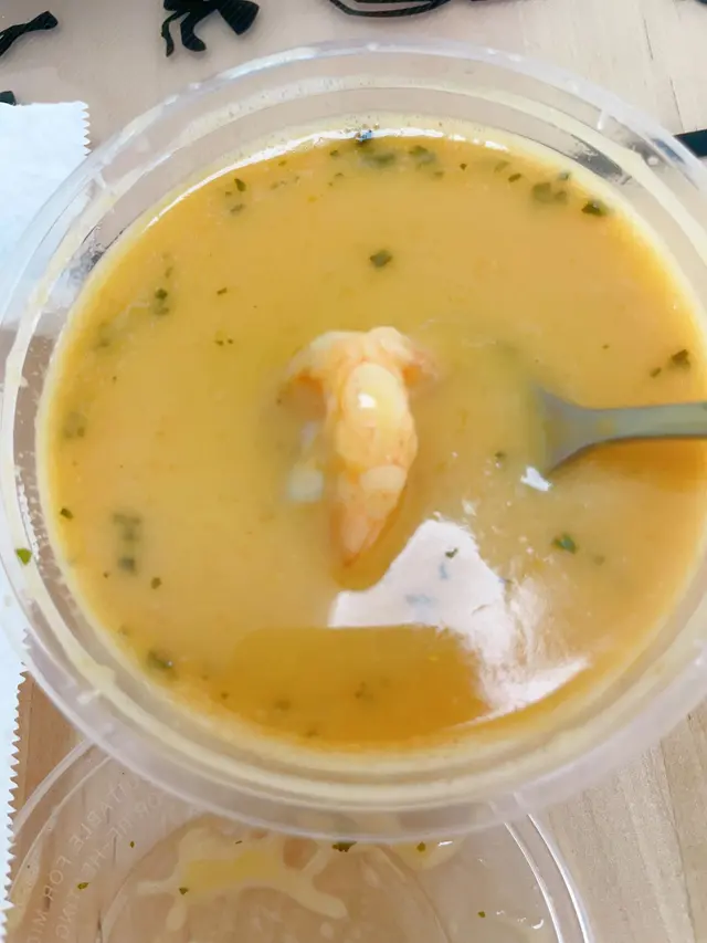 味道很好還有蝦，但很鹹，應該是重手了，因為意粉沒這麼鹹