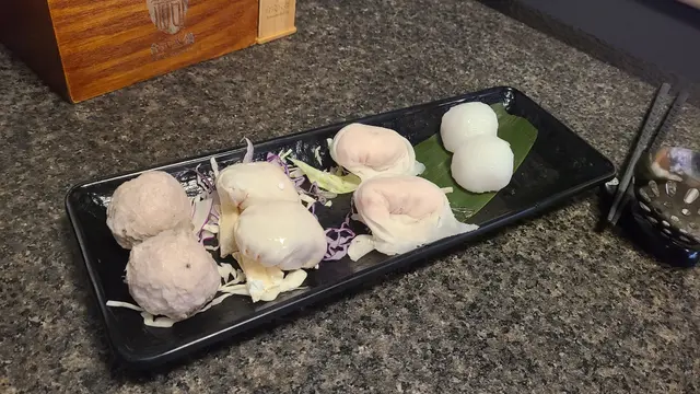 丸餃拼盤