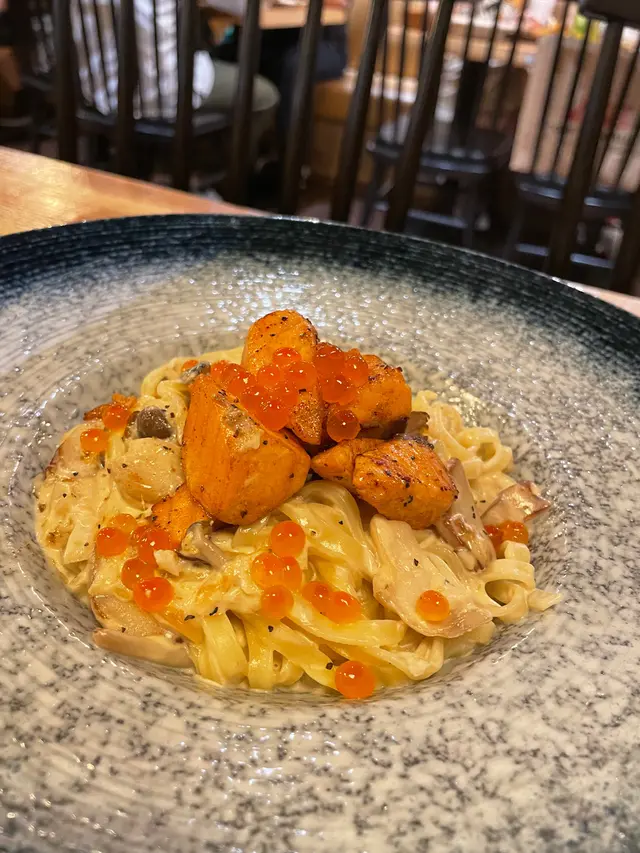 鮭魚親子和風忌廉鮮製意粉