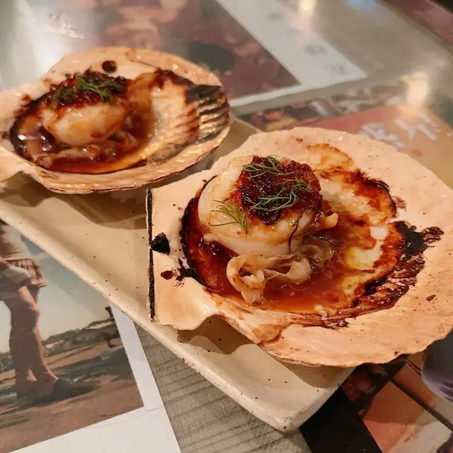 刁草醬油麴欖油燒扇貝