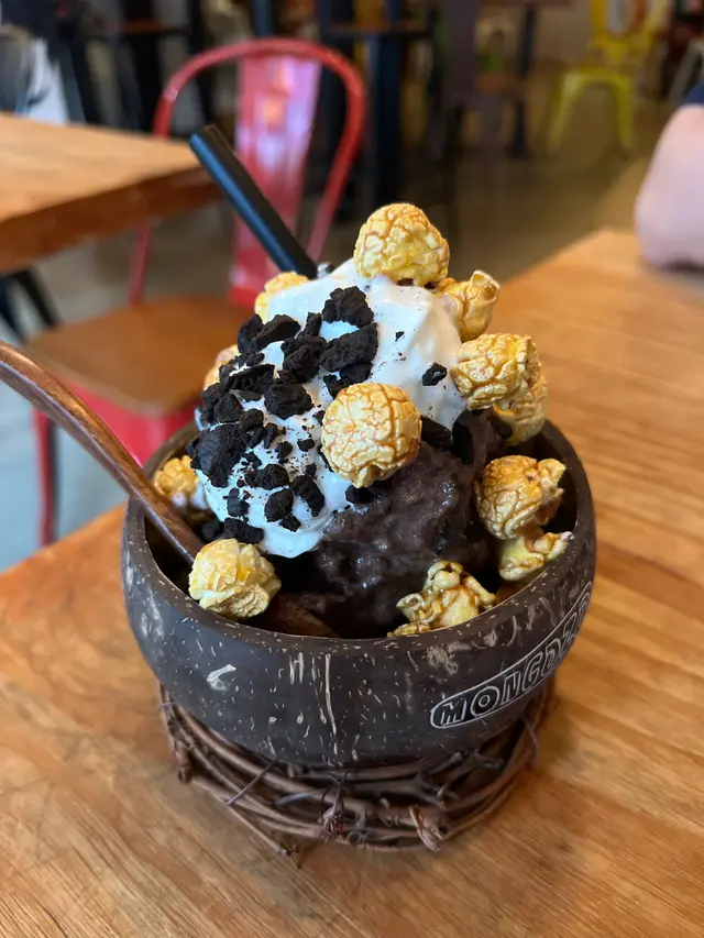 曲奇朱古力奶昔