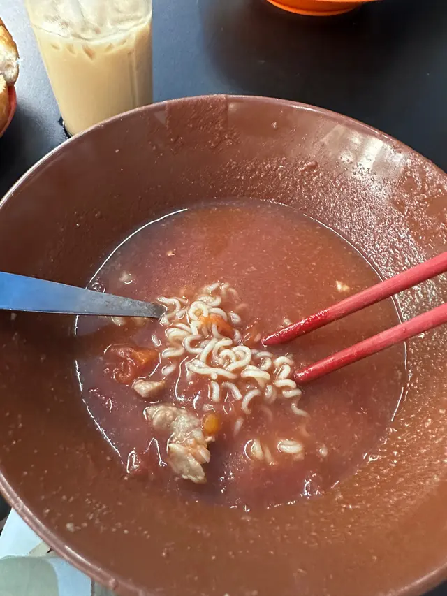 食到底都仲有好濃烈既蕃茄蓉、足料、美味🤤