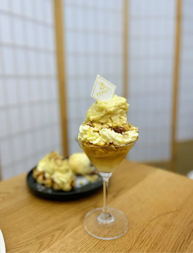 霸氣榴槤芭菲杯
