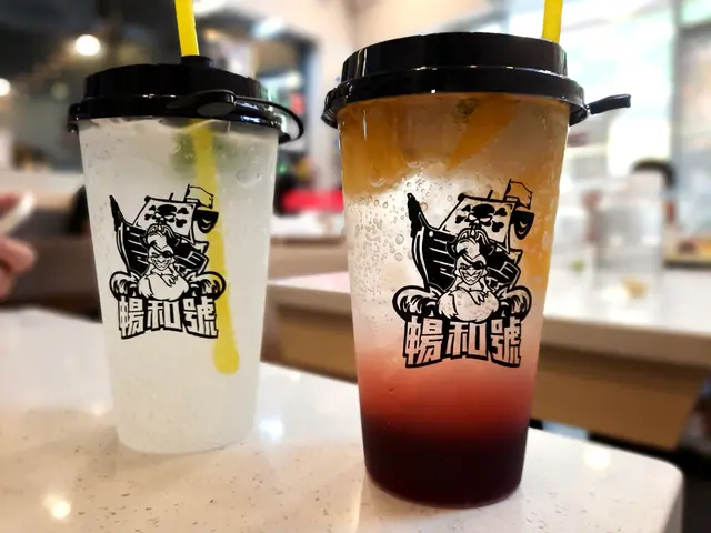 茉莉花青檸梳打、利賓納雜果梳打