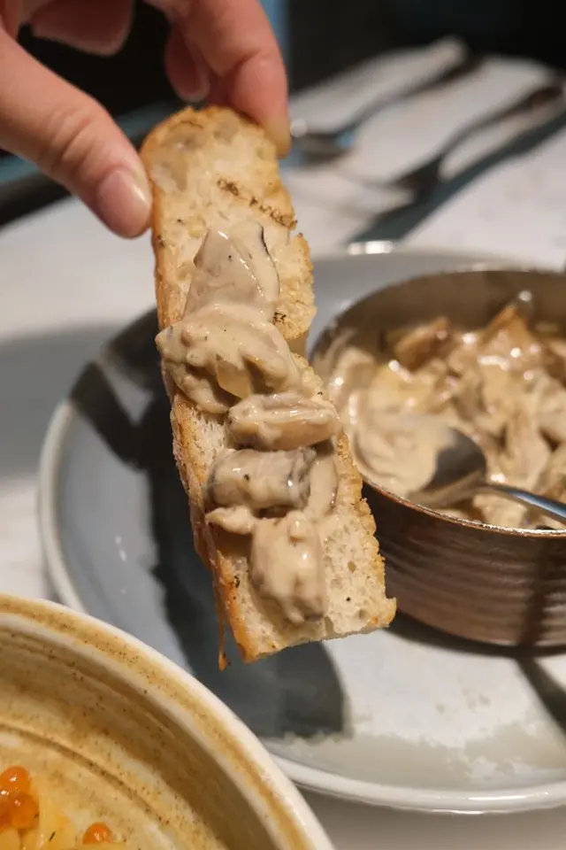 忌廉牛油蒜香雜菌