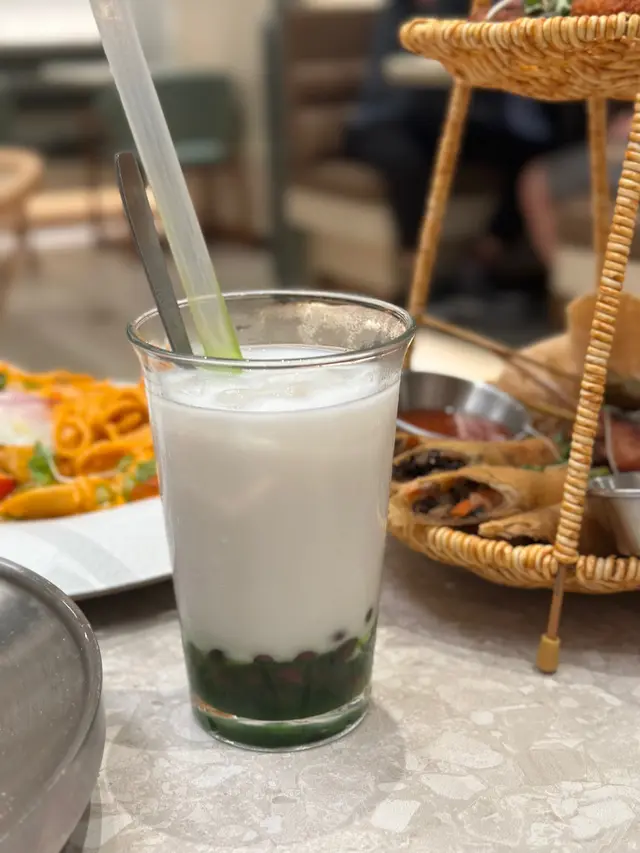 斑斕生椰乳爆爆