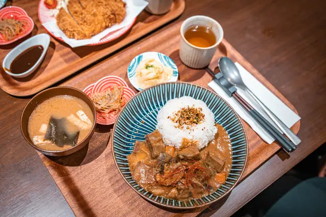 自家製味噌慢煮和牛面頰定食