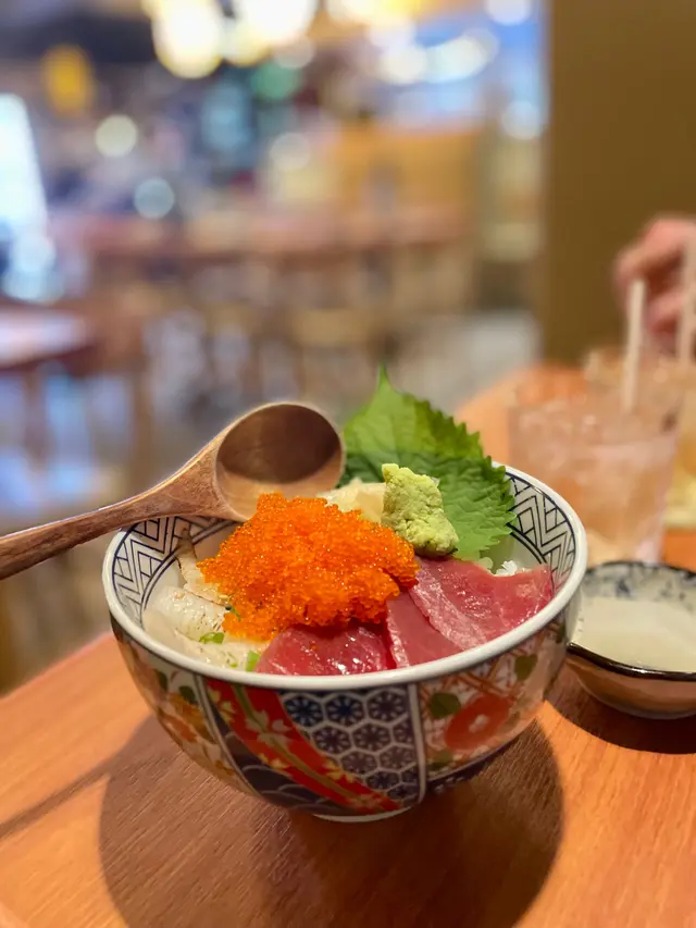 八居自選丼