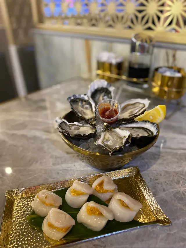 生蠔及海膽帶子