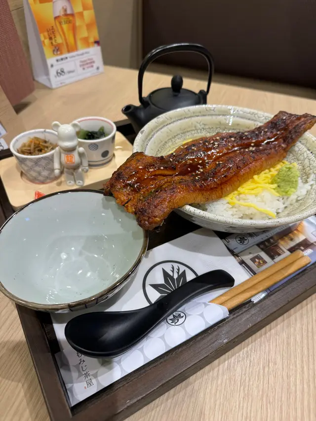 豪華原條鰻魚茶漬飯