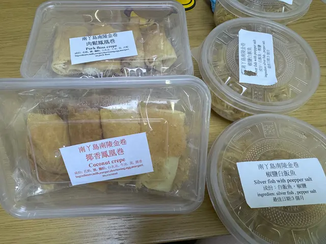 銀魚$40，鳳凰卷$35