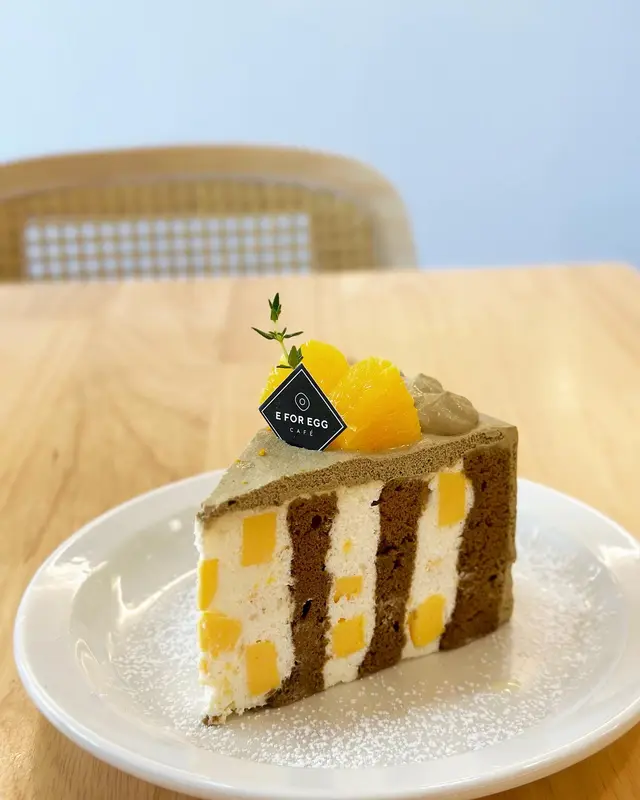 柳橙布丁焙茶戚風蛋糕