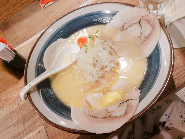 白雞湯拉麵