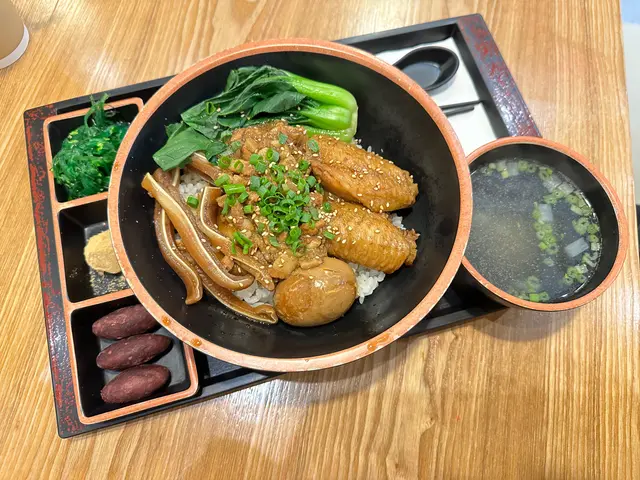 台式開心四寶飯