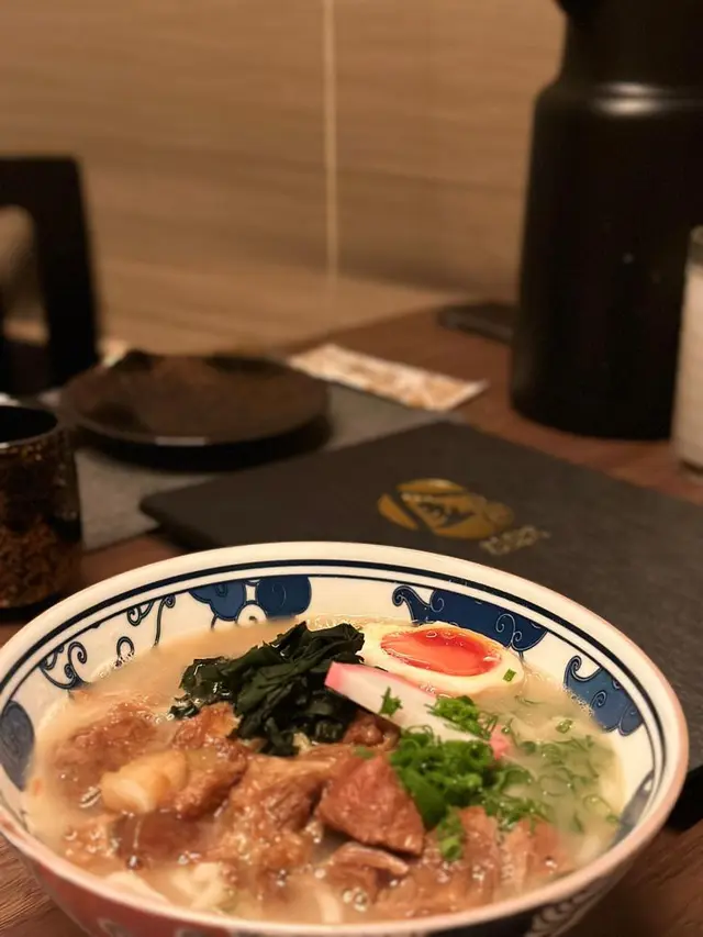 豚骨濃湯豬軟骨稻庭烏冬