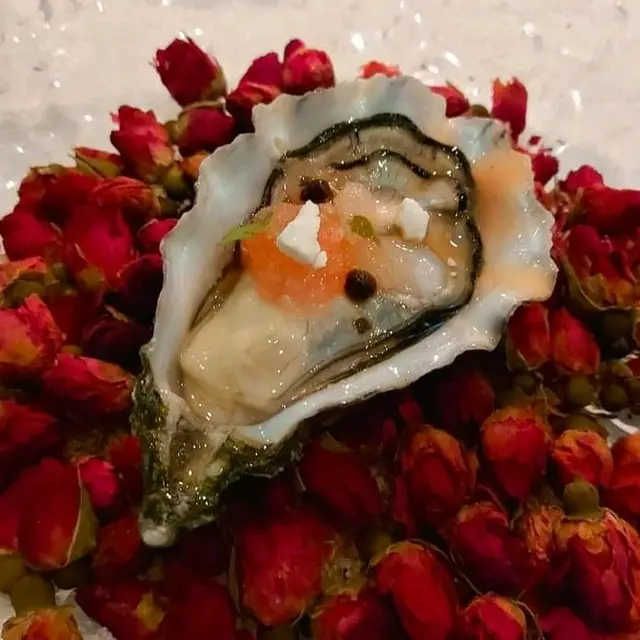 Gold Ostra Regal No.1 Oyster