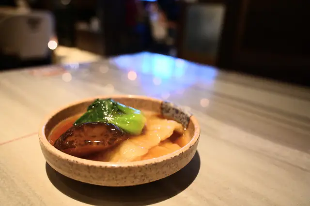 金湯鮑汁燴花膠