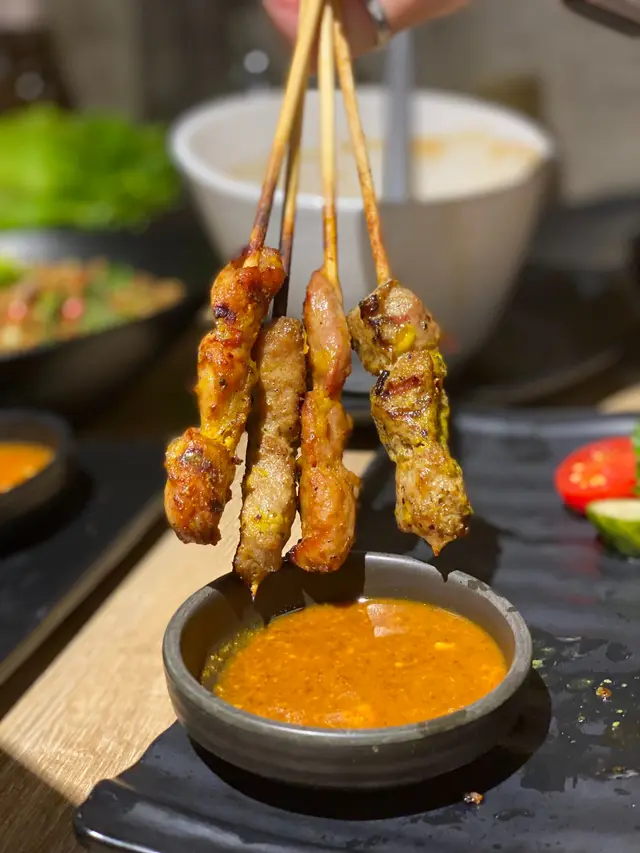 泰式沙爹串燒(雞+豬)