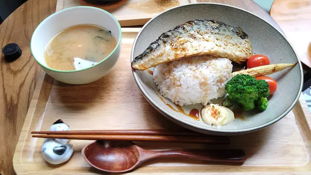 鯖魚定食