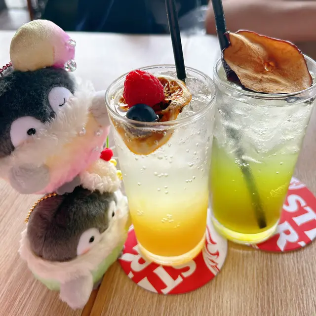 Apple Cooler, Passion Pavillion