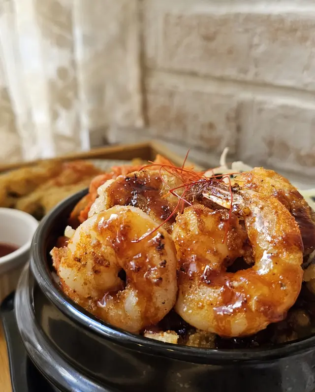 韓式海鮮石窩拌飯