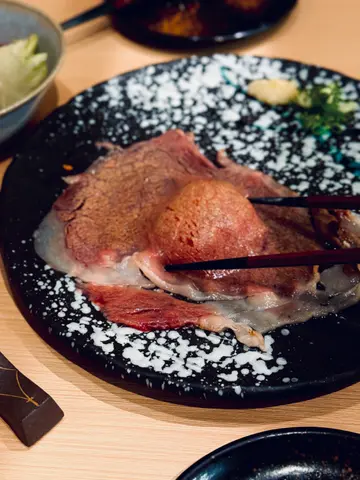 薄烧和牛寿司