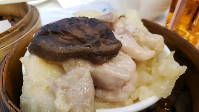 魚肚薄身咗D，雞肉滑厚