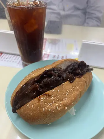 沙牛飽餐