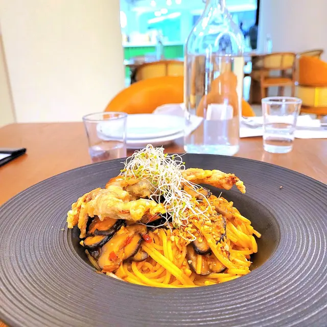 避風塘香辣軟殼蟹意粉