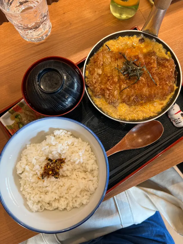 招牌黃金黑豚豬扒PAN 丼