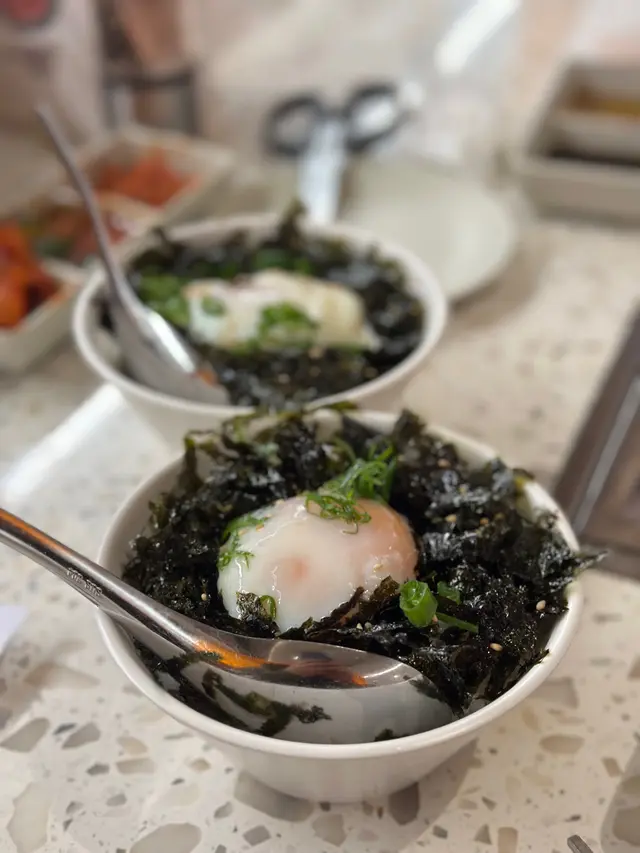 香蔥海苔溫泉蛋拌飯