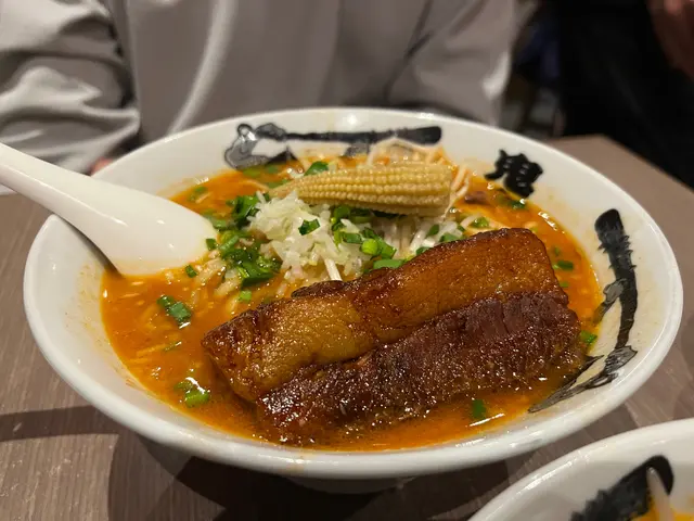 增量叉燒辣麻味噌拉麵