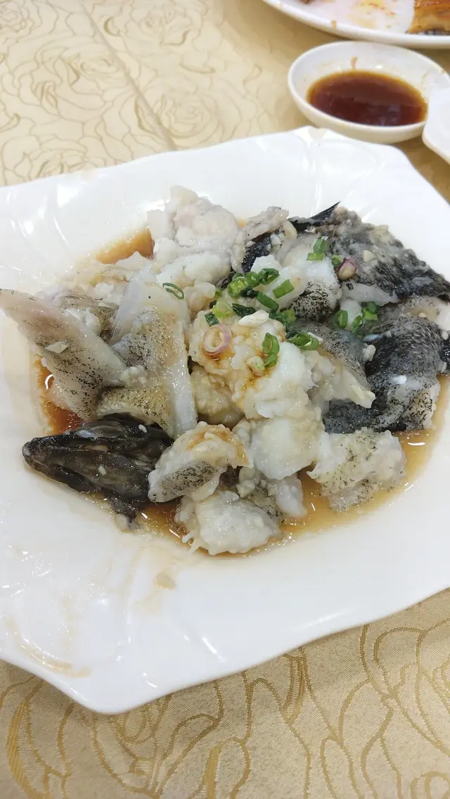 蒜香蒸頭腩 (例)