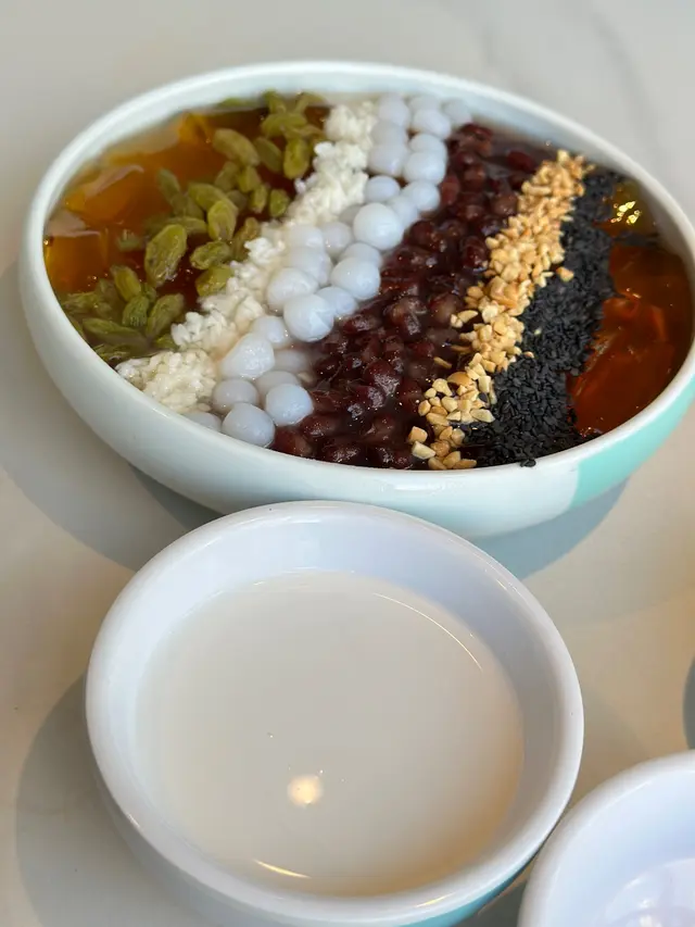 彩虹烏龍冰粉