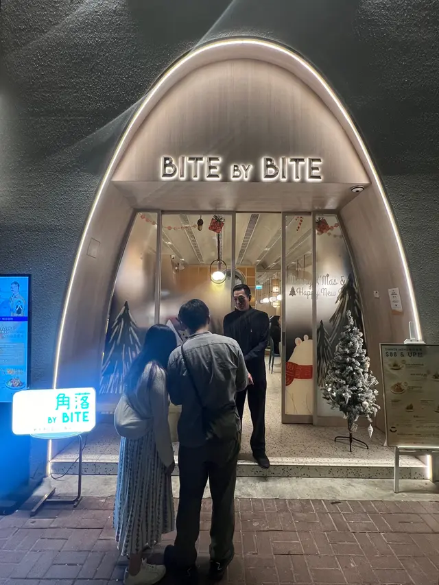 圓拱形門口頗吸睛👀