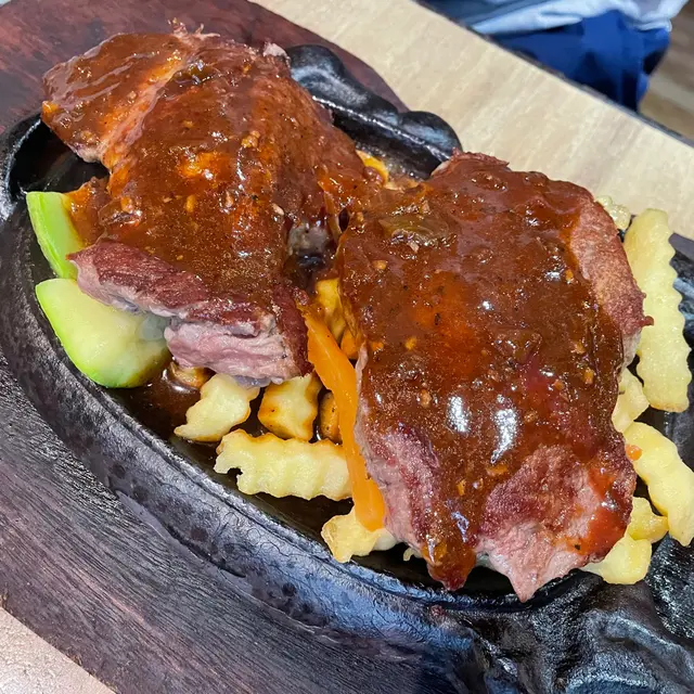 Review of Golden Phoenix Restaurant (Hillwood Road) by fattyfatttyy