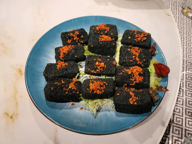 黑磚豆腐