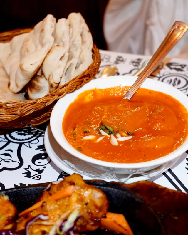 Macha Lali Gurash (Fish Makhani) 石斑魚配新鮮蕃茄和蜜汁