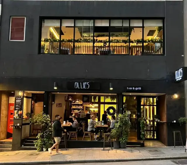 Ollies Bar & Grill International Hamburger Steak House in Central