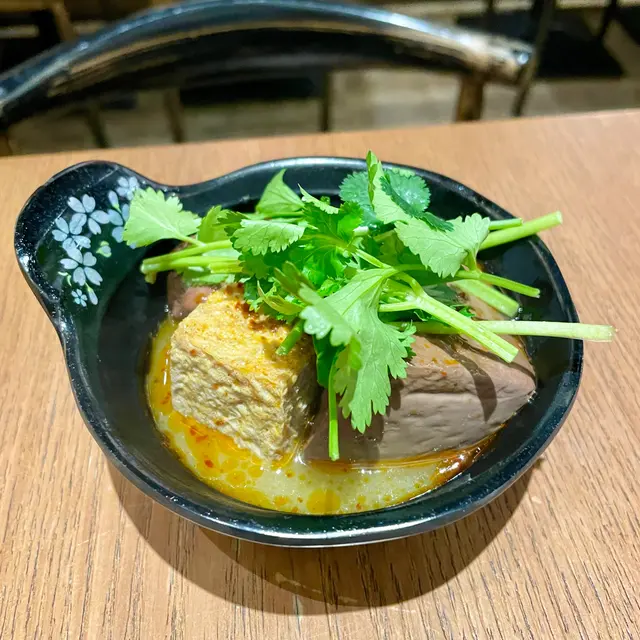 麻辣鴨血豆腐