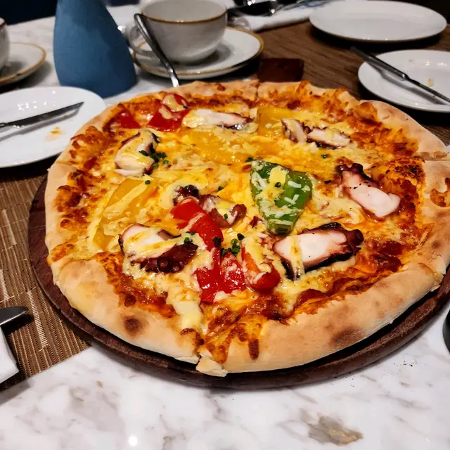 慢煮八爪魚pizza