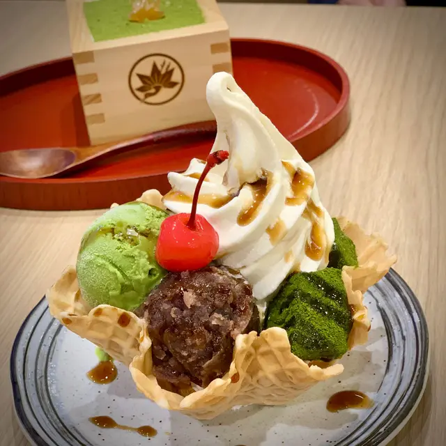 抹茶蕨餅新地