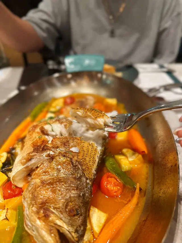 香草烤原條鱸魚 