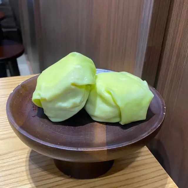 🥭芒果班戟 $68 & 🌴榴槤班戟 $78