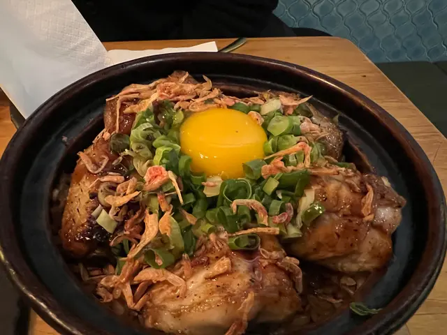 白鱔煲仔飯