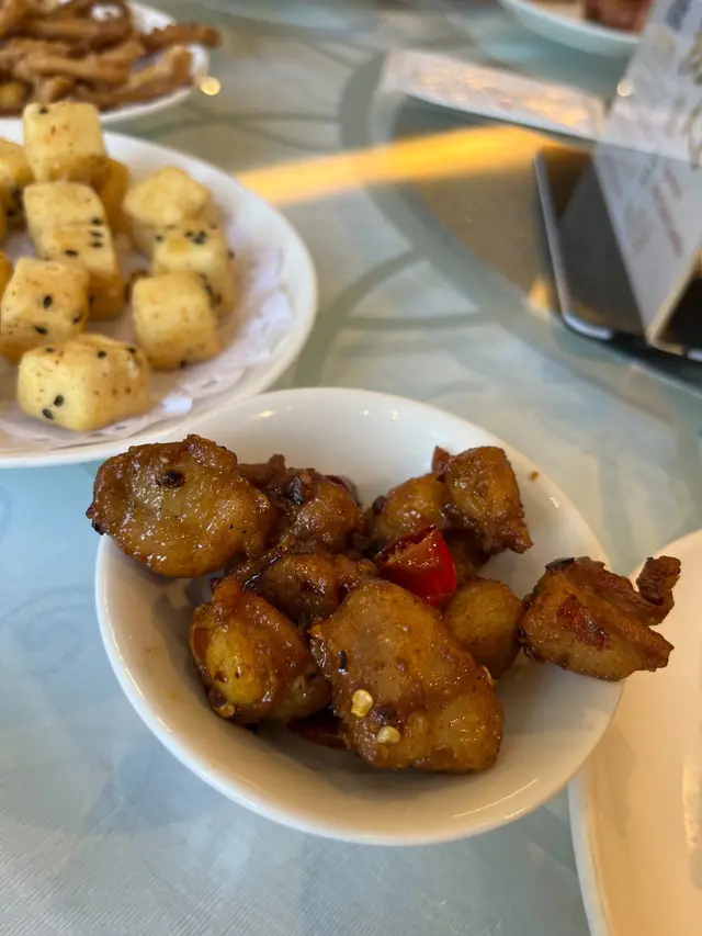 雞較嚡,辣味不錯。