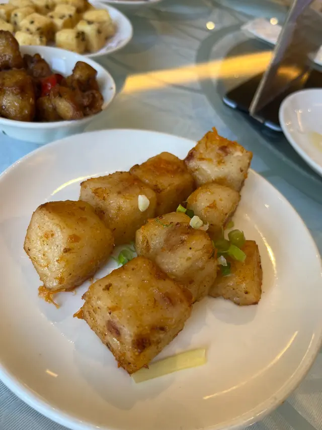 無嘜臘味,但不會太粉